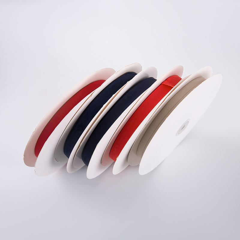 الأربطة المرنة